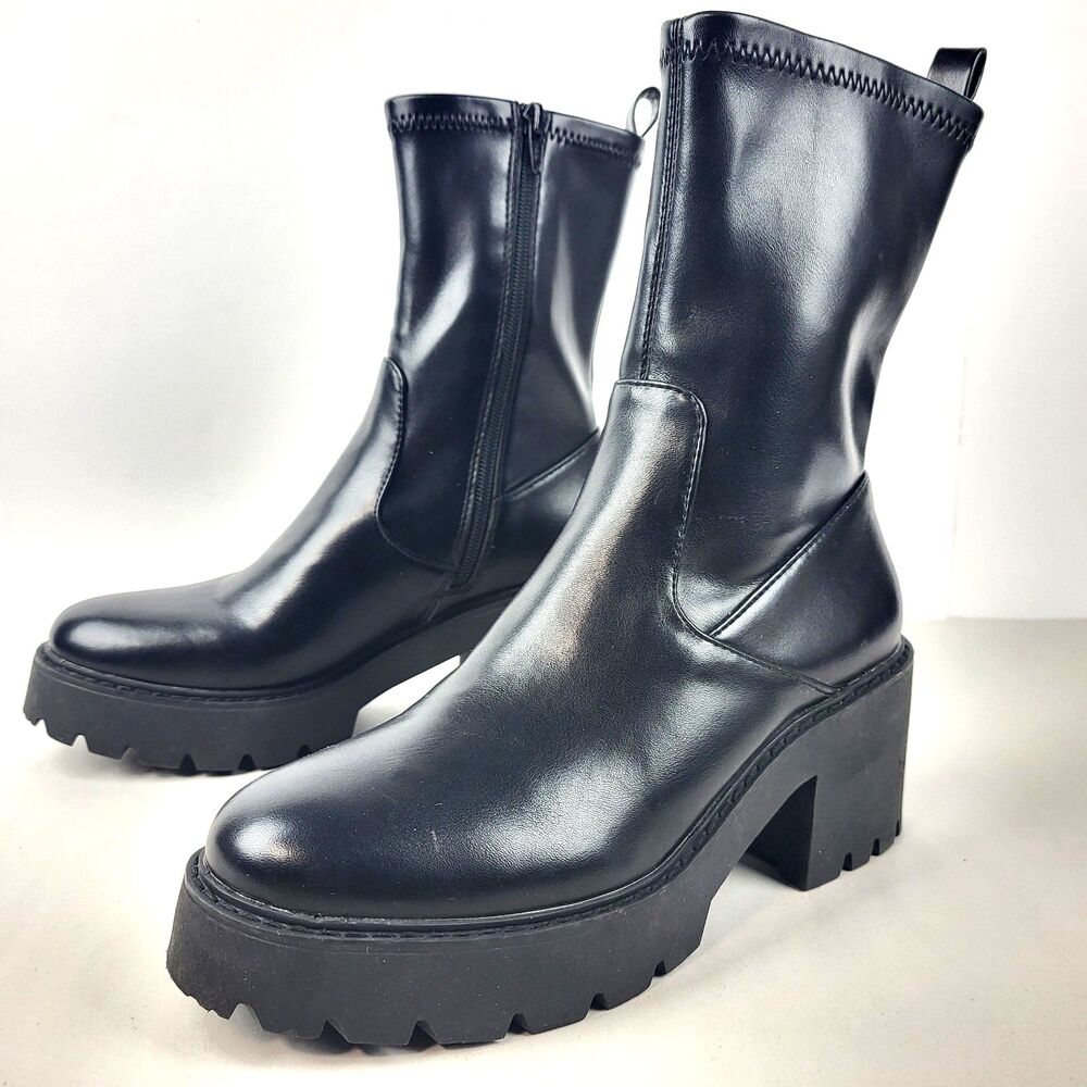DV Dolce Vita Tale Black Platform Lug Heel Ankle Bootie Women's Size 7.5